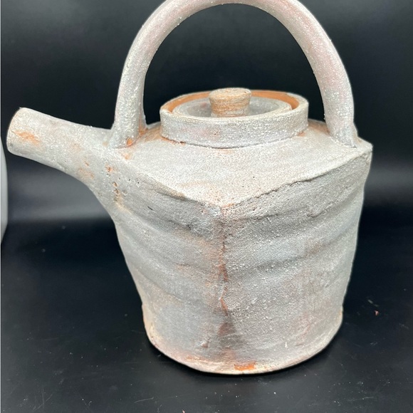 Terracotta fire wood cured teapot liquid holding vessel made better 1970/1982 - Picture 2 of 15